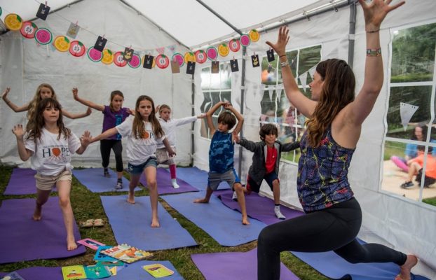 Press Release: Yoga community comes together to support HOPE