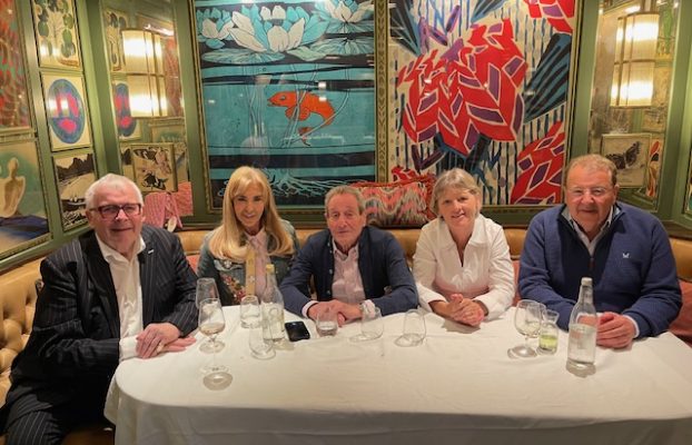 Press Release: Diwali auction winners dine with Christopher Biggins